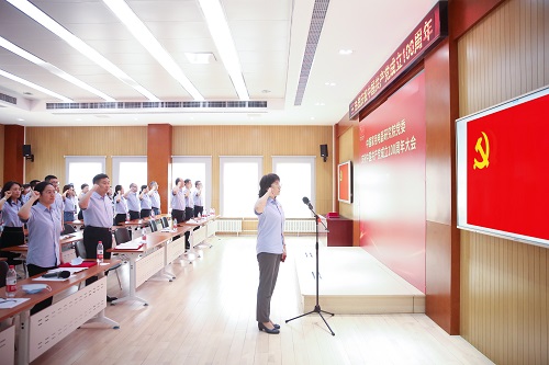 1625132710835874.jpg 書記重溫入黨誓詞 網站.jpg