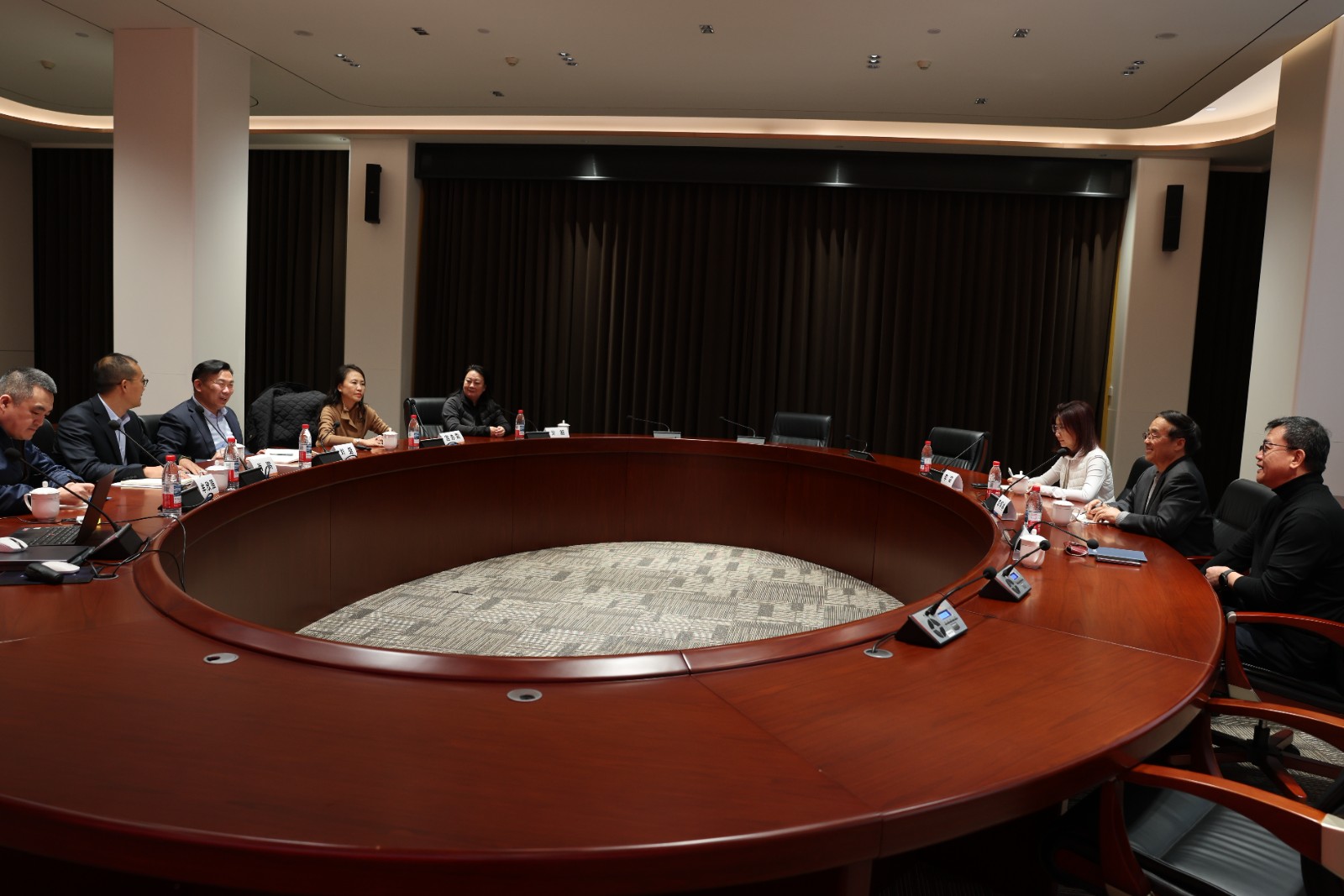 1764144109221106.jpg 1764144109221106.jpg